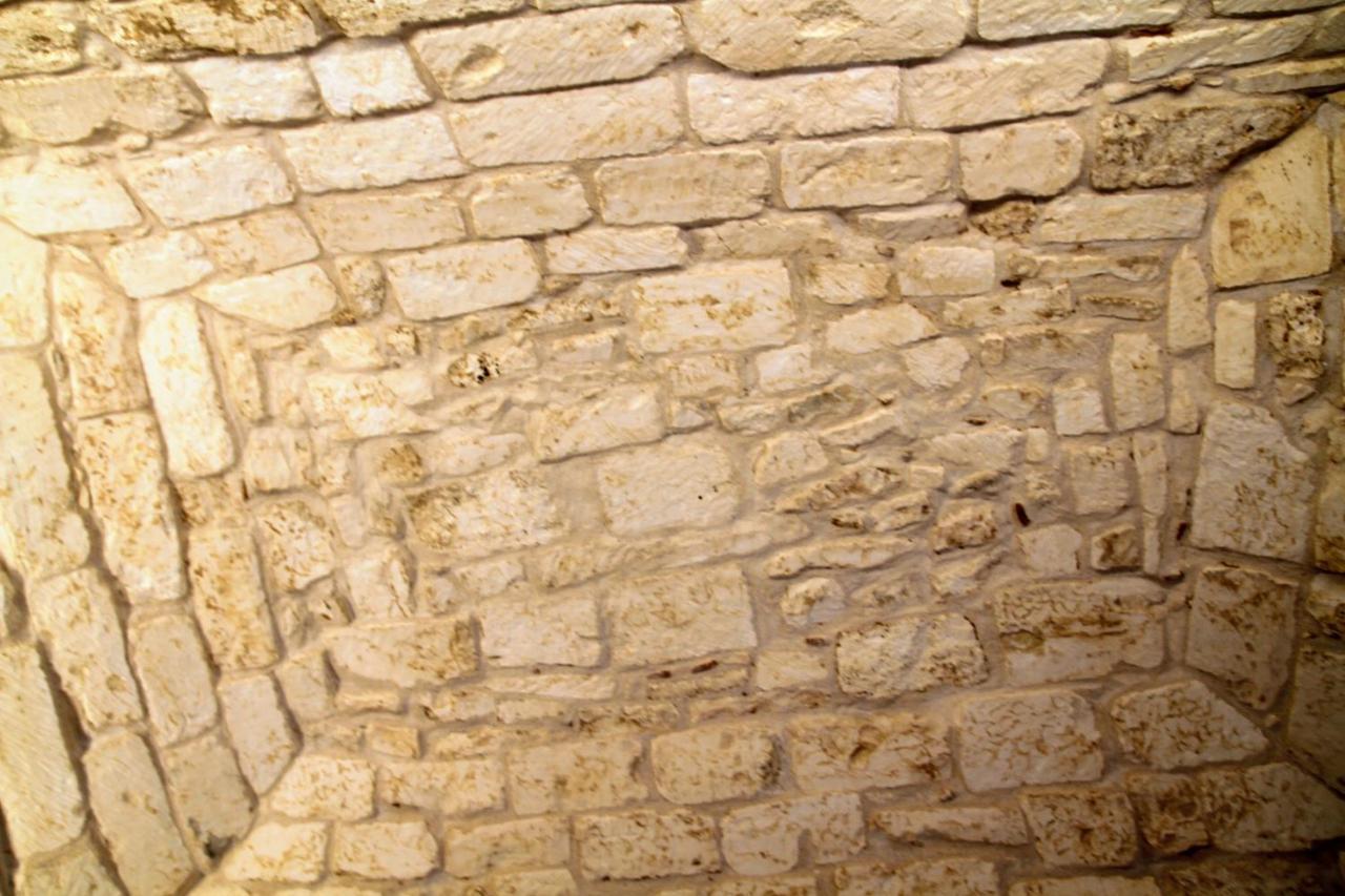 Camere in centro storico - Arco Monte SantʼAngelo Esterno foto
