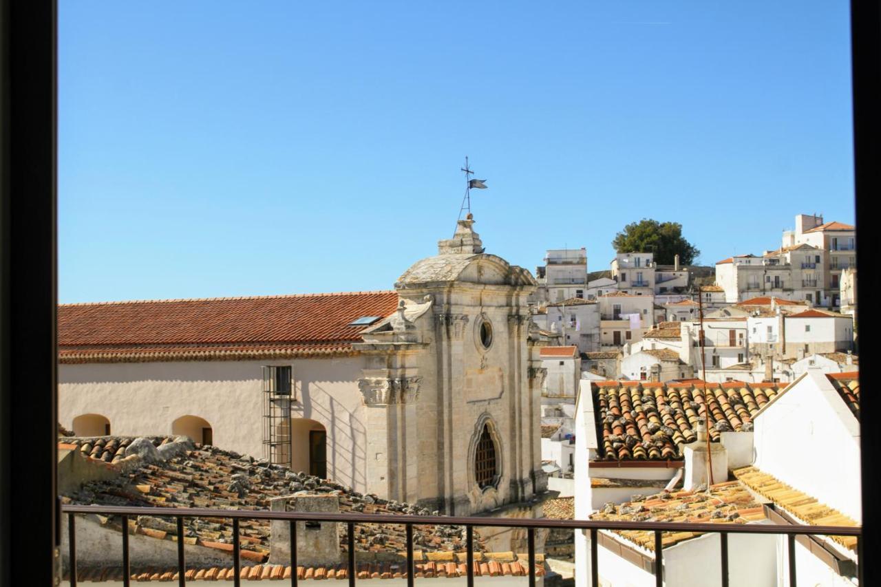 Camere in centro storico - Arco Monte SantʼAngelo Esterno foto