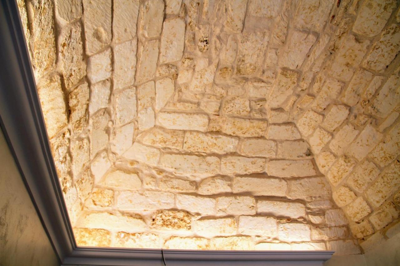 Camere in centro storico - Arco Monte SantʼAngelo Esterno foto