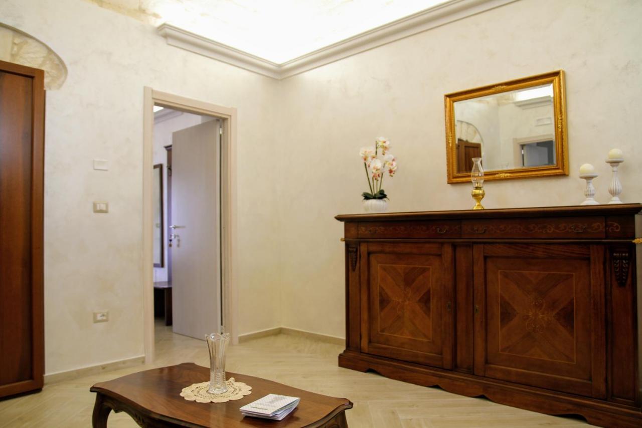 Camere in centro storico - Arco Monte SantʼAngelo Esterno foto